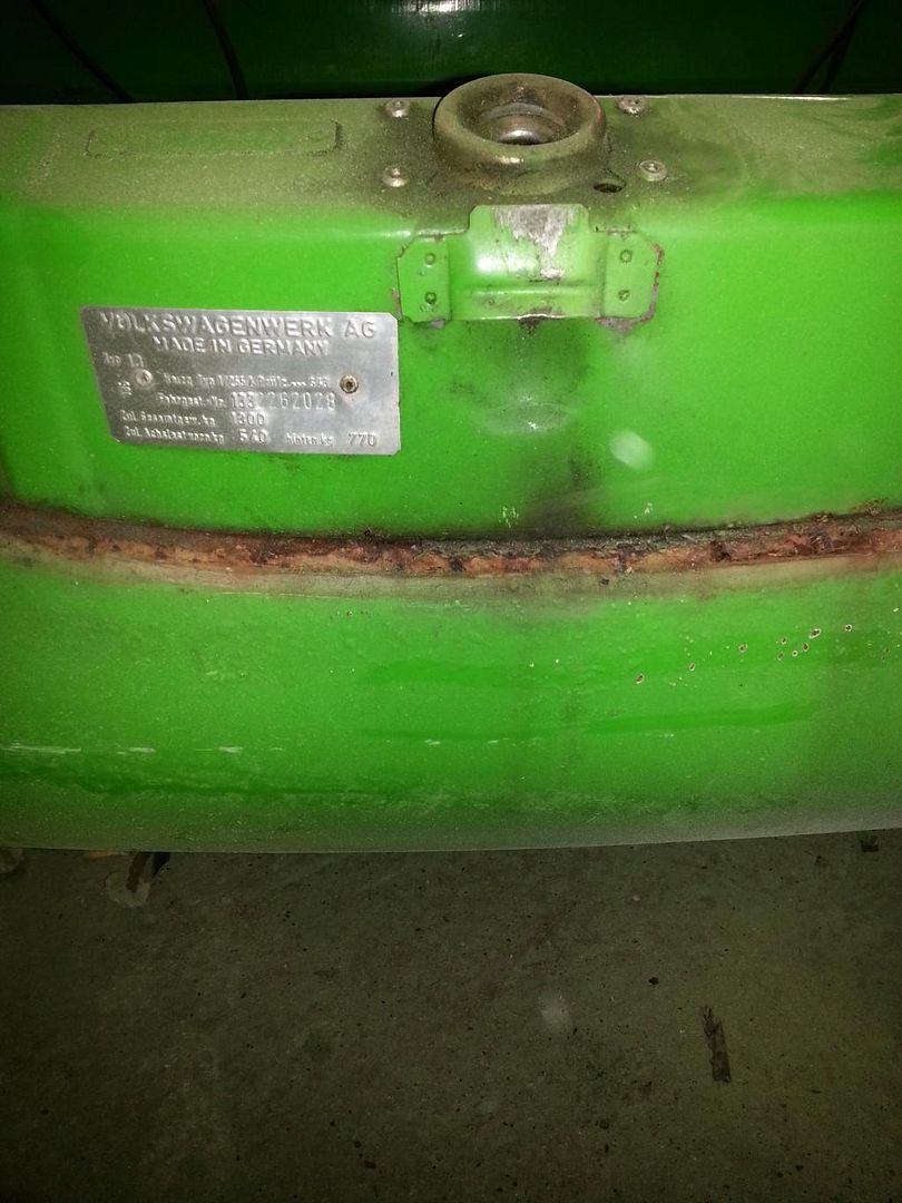 http://i1371.photobucket.com/albums/ag302/Syxez/Vw%201303s%20projekt/20150102_150135_zpswicc4akf.jpg