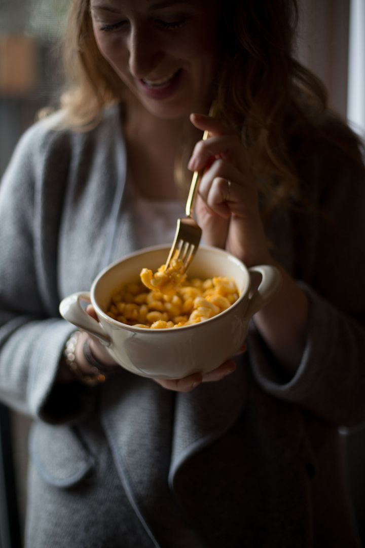Ever wanted a healthier take on mac n cheese? This recipe featuring butternut squash is perfect for any weeknight dinner.