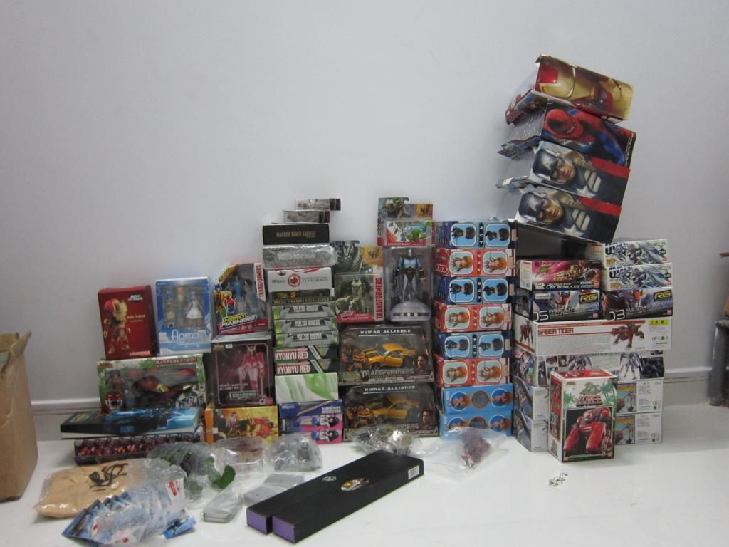 FIGURE-MECHA SHOP : Bán và nhận đặt tất cả các thể loại toy japan